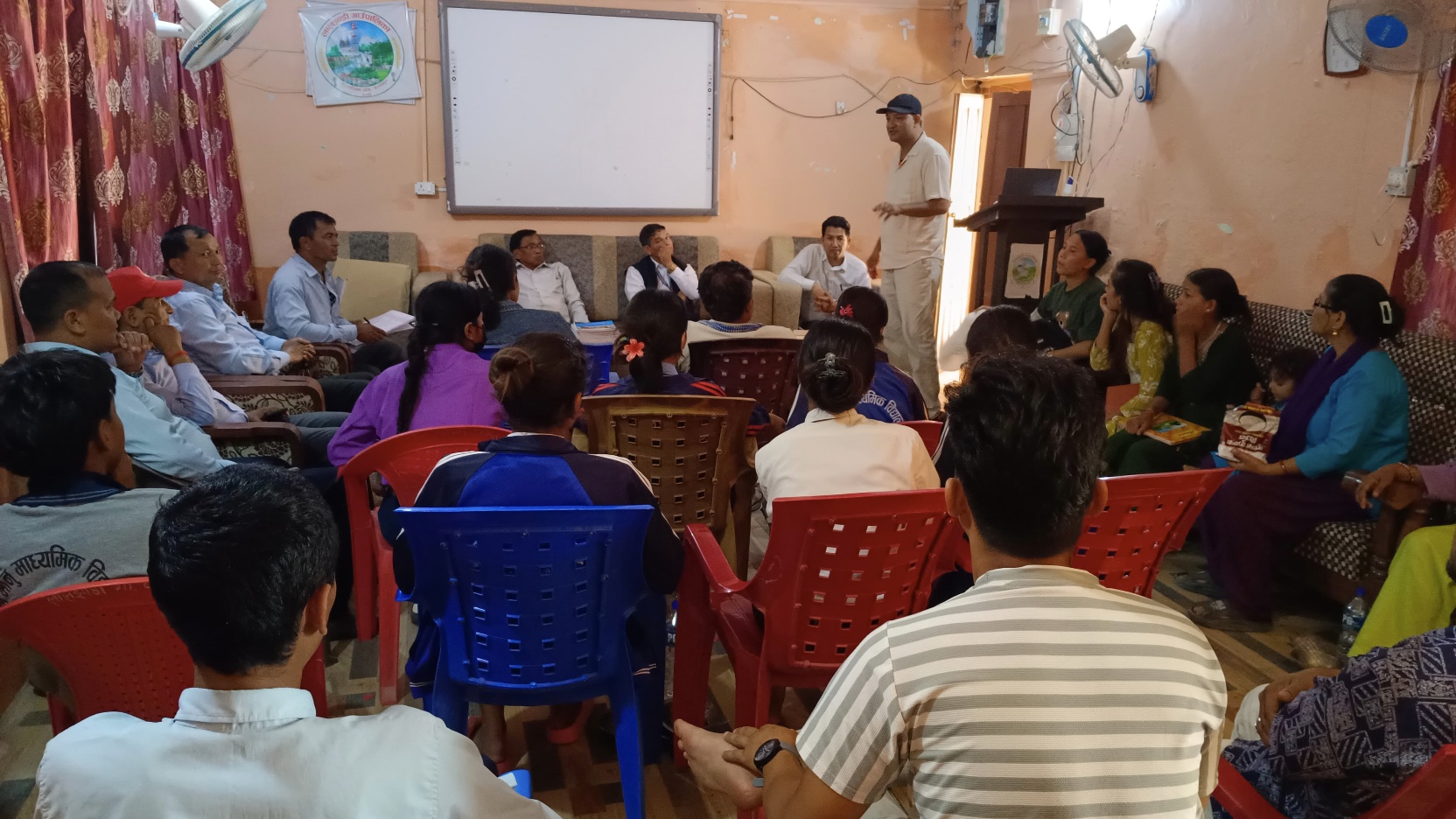 लालझाडीमा पालिका स्तरीय बाल गोलमेच छलफल कार्यक्रम (बाल कचहरी)
