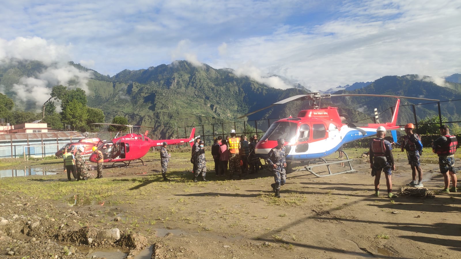 भोटेकोशी बाढीपछि सुदूरपश्चिमका १४३ जना अझै सम्पर्कविहीन