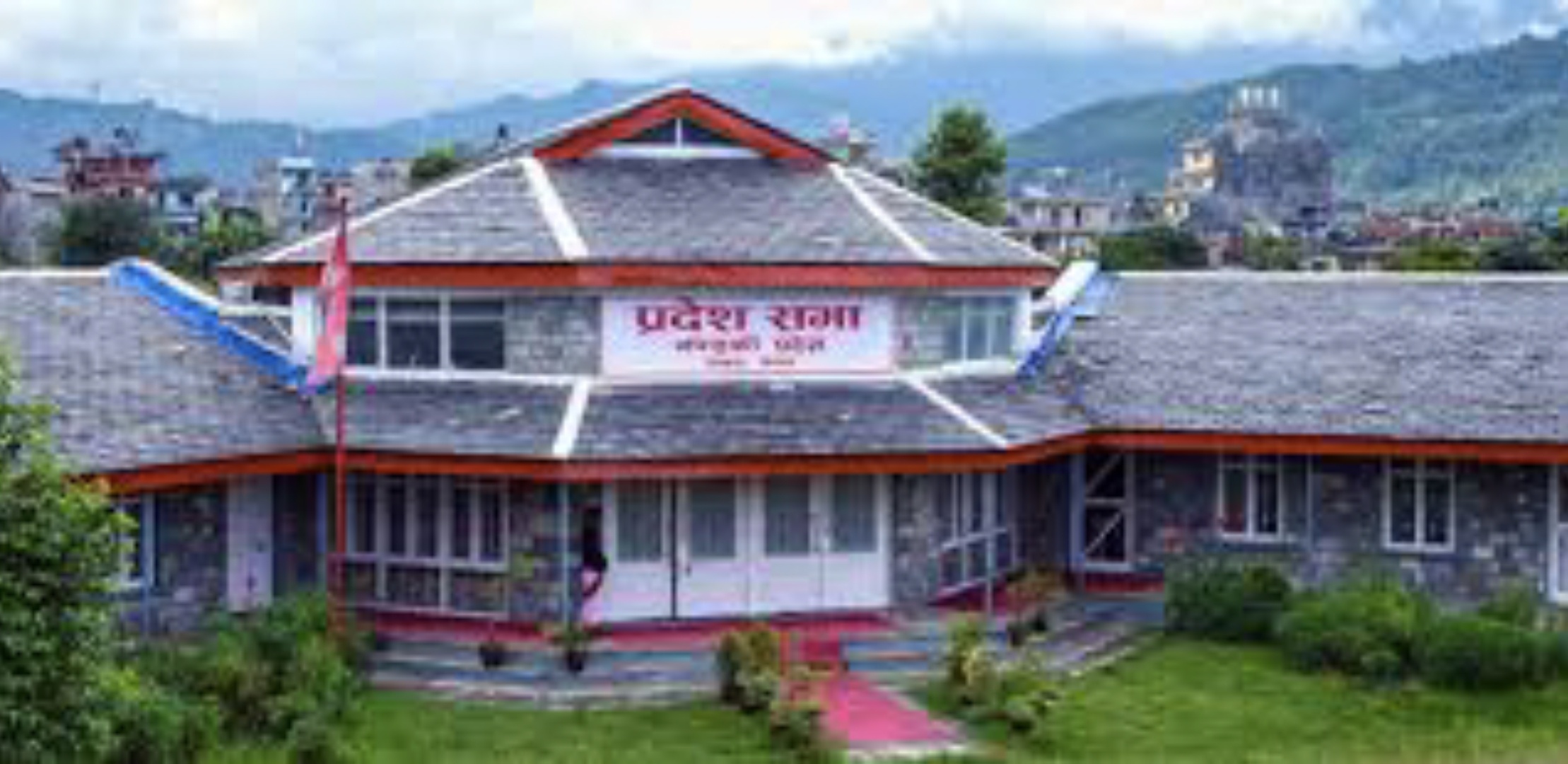 गण्डकीमा ‘राइड सेयरिङ’ नियमावली एक महिनाका लागि स्थगित ; सार्वजनिक यातायात सुचारु