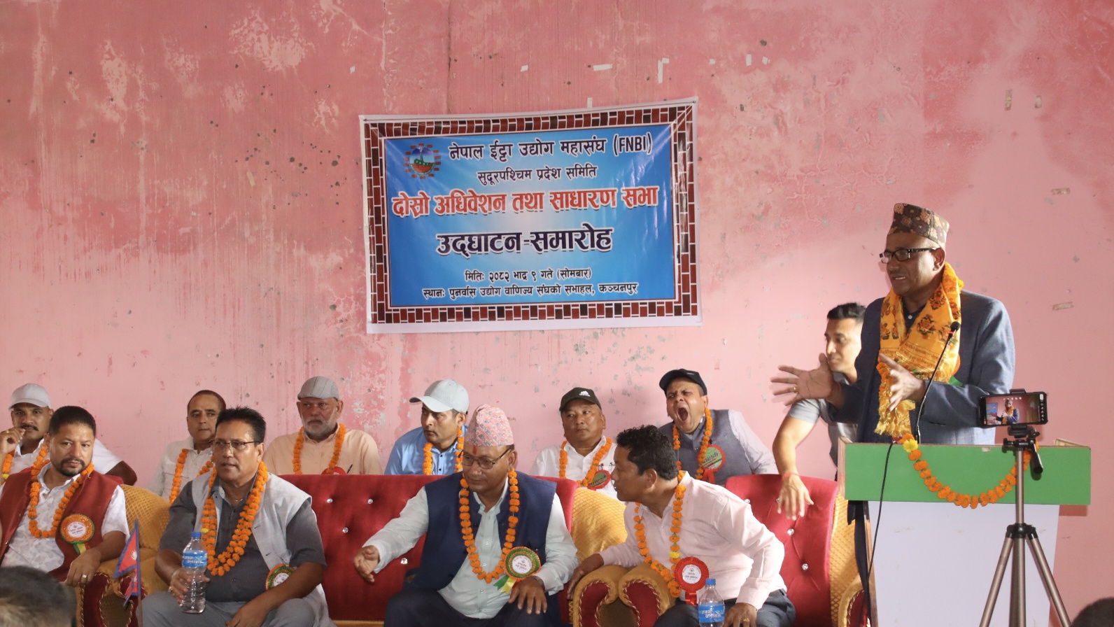 उच्च लागत, कम मूल्य र असहज वातावरण : सुदूरपश्चिमका इँटा उद्योगी किन निराश ?