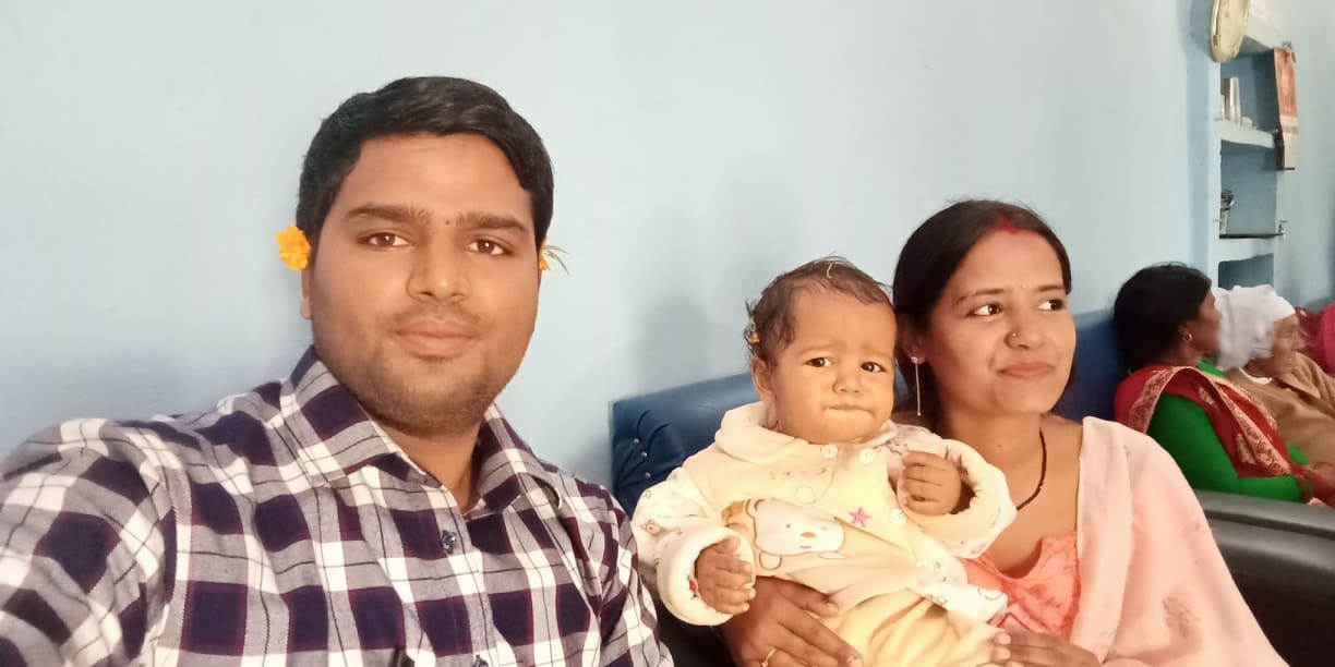 छोराको जन्मदिनको अवसरमा वृद्धवृद्धालाई खीर र फलफुल वितरण