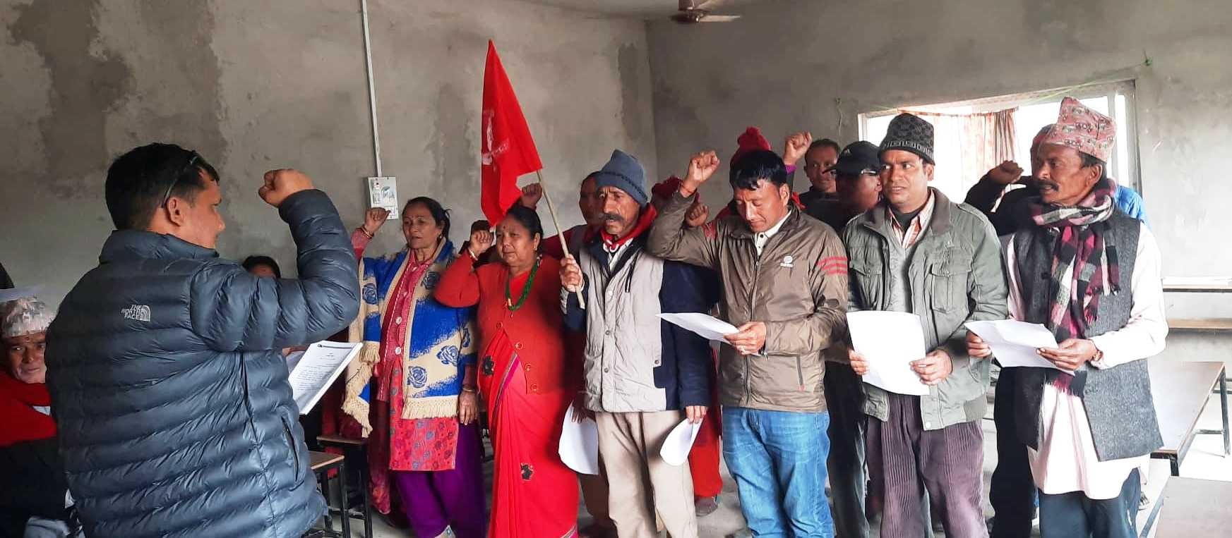 नेपाल कम्युनिष्ट पार्टी (नेकपा) बेलडाँडीद्वारा वडा कमिटीका सदस्यहरुलाई सपथ ग्रहण गराउन शुरु