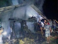 बेलडाँडीमा गौशालामा आगलागी, डेढ लाख रुपैयाँ बराबरको क्षति