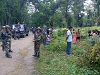 कञ्चनपुरमा बन अतिक्रमणको प्रयासमा १५० जनाको समूह