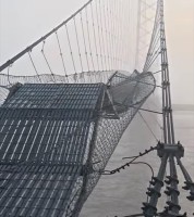 महाकाली नदीमाथिको दोधारा चाँदनी झोलुङ्गे पुलमा क्षति, तत्काल मर्मतको आवश्यकता