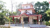 यस्तो बन्यो कालिका मन्दिर; अब प्रवेशद्वार र घेर पर्खाल बन्दै