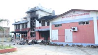 जेन-जी आन्दोलनको नाममा पुनर्वास नगरपालिकाको कार्यालय ध्वस्त (भिडियोसहित)