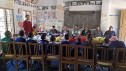 स्व. ईशानको सातौँ स्मृति दिवसमा बौद्धिक अपांगता भएका विद्यार्थीलाई न्यानो लुगा वितरण