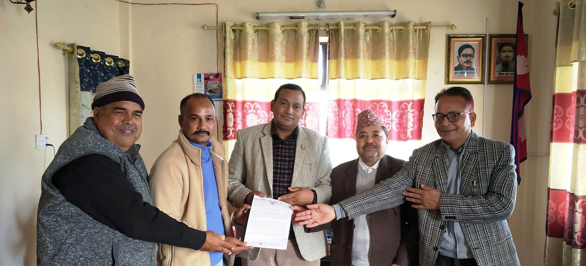 सुदूरपश्चिम प्रदेश सरकार समक्ष विभिन्न माग राख्दै ज्ञापन पत्र पेश