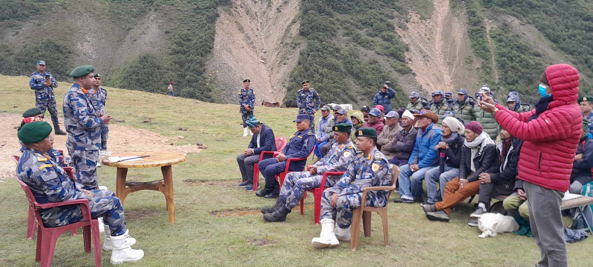 मातृभूमि रक्षार्थ दार्चुला उत्तरी सीमा नाकामा सशस्त्र प्रहरीको उपस्थिति