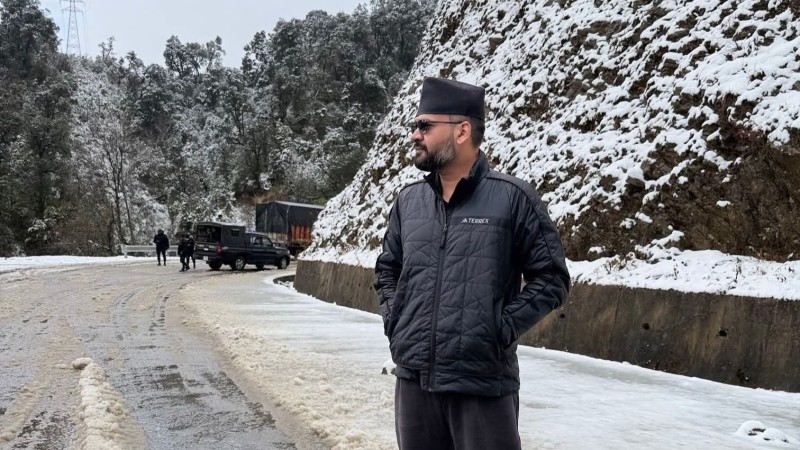 ‘सुदूर अब दूर नाई, झिकै झिकै माया तम्लाई !’