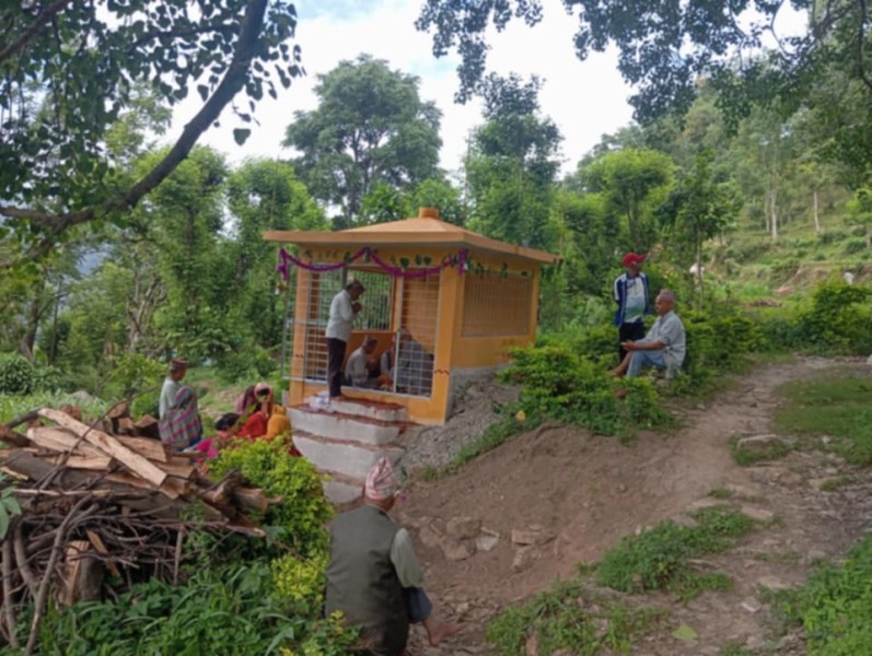 बैतडी : देवलहाटको दुर्लभ सहस्त्रलिङ्ग मन्दिरमा ११५ किलोको घण्टी चढाउने ऐतिहासिक अभियान
