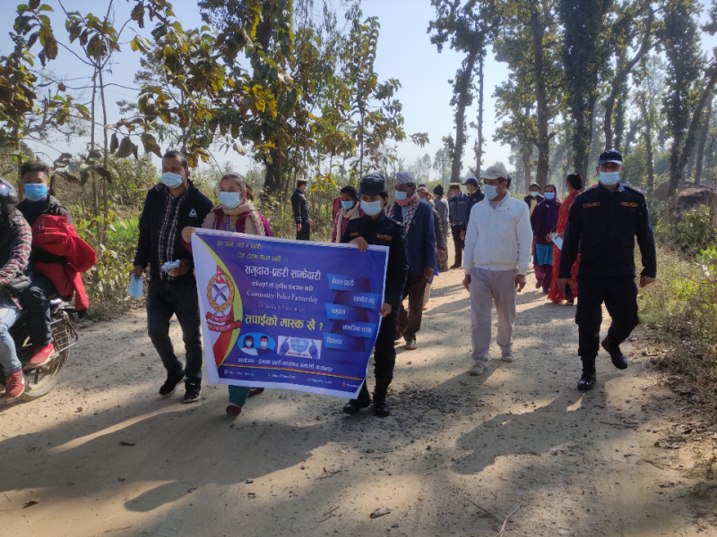 कञ्चनपुरको बेलडाँडीमा 'तपाईँको मास्क खोइ' अभियान