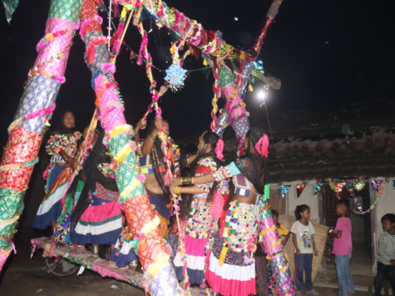 रानाथारु समुदायको तीज