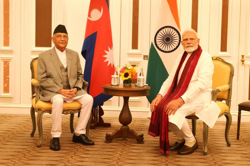 प्रधानमन्त्री ओली र भारतीय समकक्षी मोदीबीच भेटवार्ता