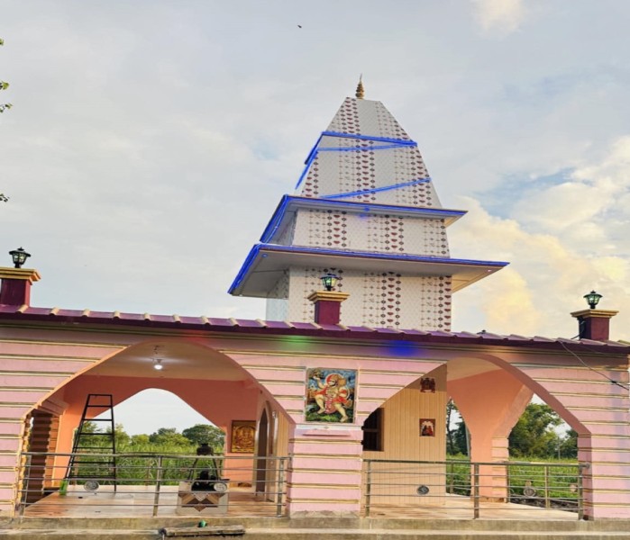 वैदेशिक रोजगारीमा रहेका युवाहरूको आर्थिक सहयोगमा शिव मन्दिर निर्माण
